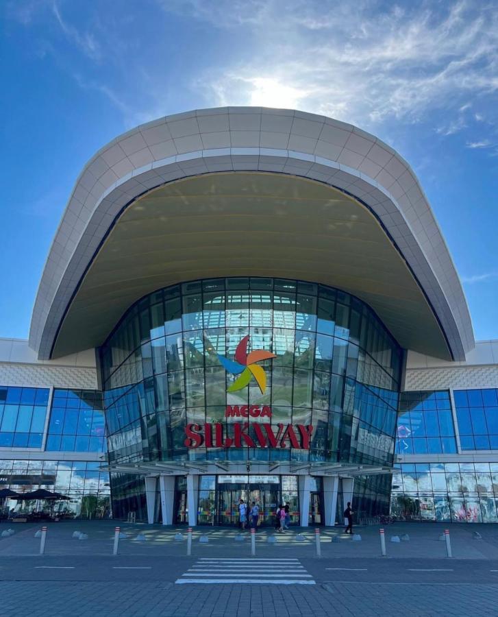 Уютная Квартира На Expo-Smart Замок Apartment อัสตานา ภายนอก รูปภาพ