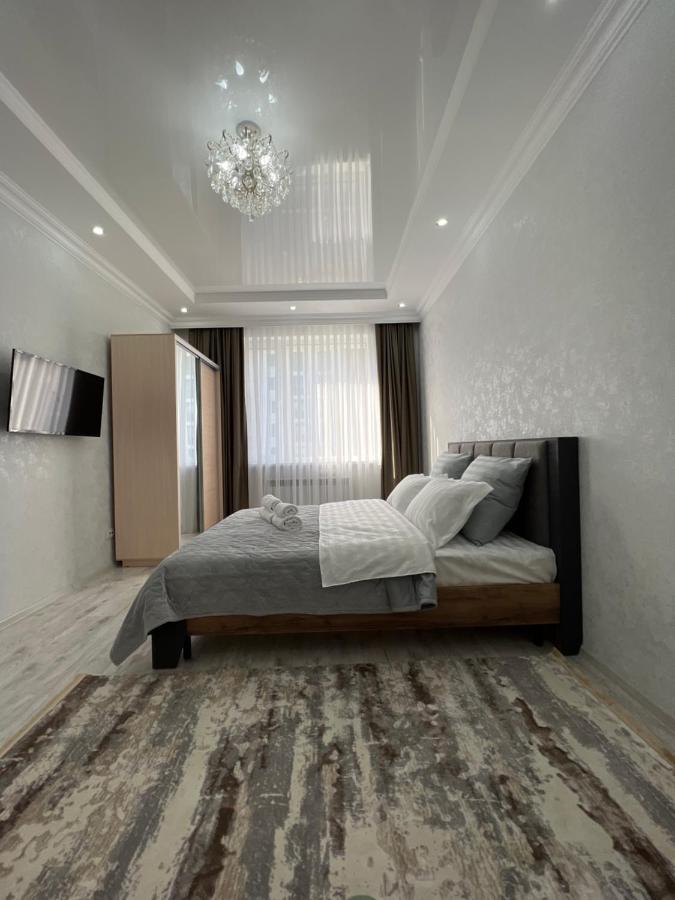 Уютная Квартира На Expo-Smart Замок Apartment อัสตานา ภายนอก รูปภาพ